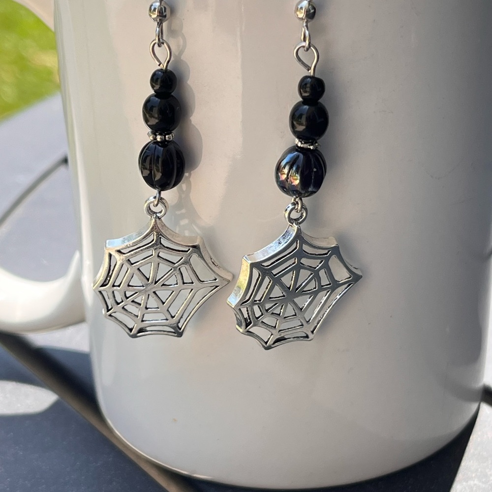 Handcrafted Spiderweb black Czech glass earrings - Picture 2 of 3